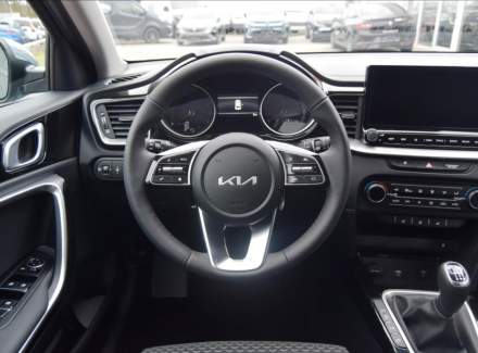 Kia - XCeed