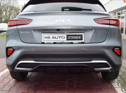 Kia - XCeed