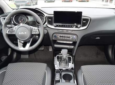 Kia - XCeed