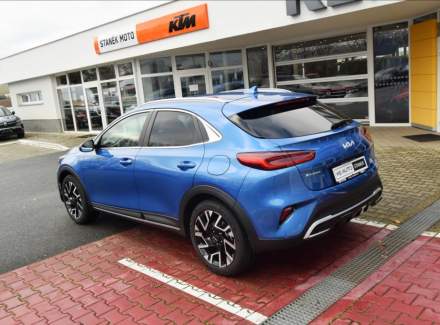 Kia - XCeed