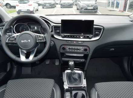 Kia - XCeed