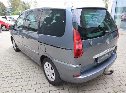 Peugeot - 807