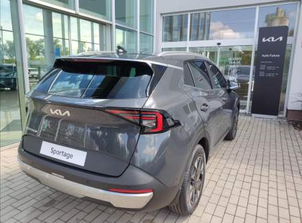 Kia - Avella