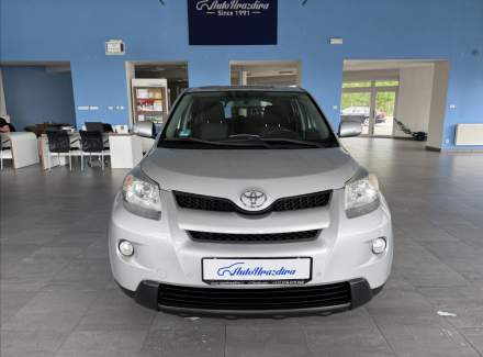 Toyota - Urban Cruiser