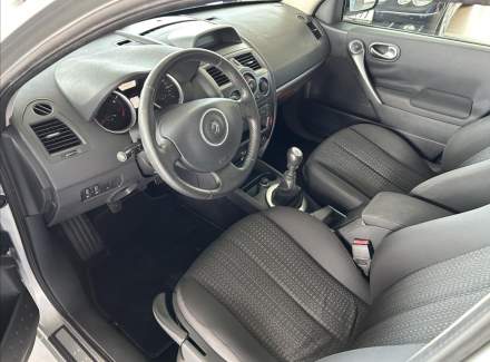 Renault - Megane