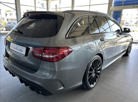 Mercedes-Benz - C-class