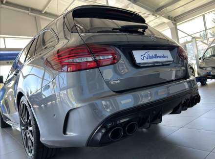 Mercedes-Benz - C-class