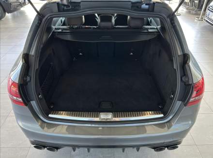 Mercedes-Benz - C-class