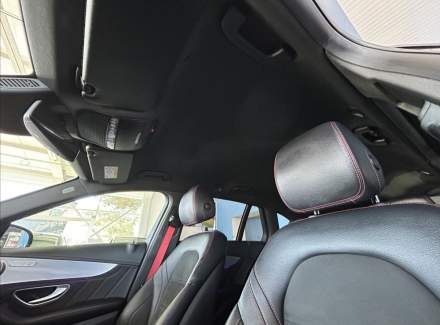 Mercedes-Benz - C-class