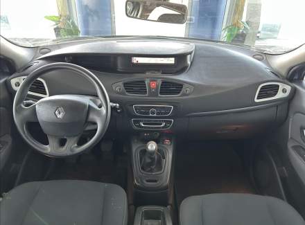 Renault - Scenic