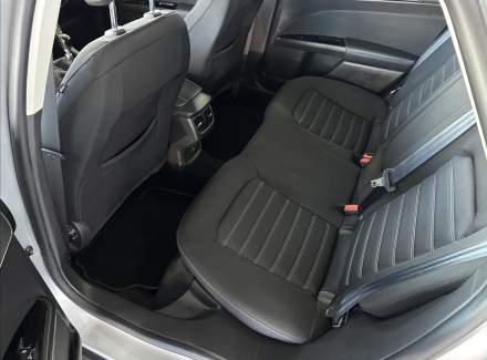Ford - Mondeo