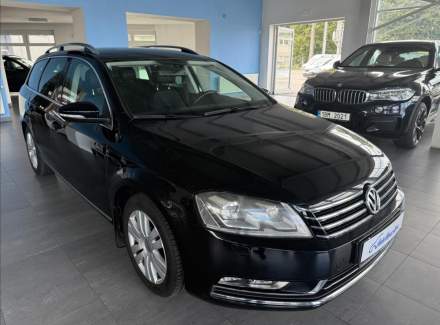 Volkswagen - Passat