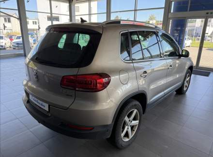 Volkswagen - Tiguan