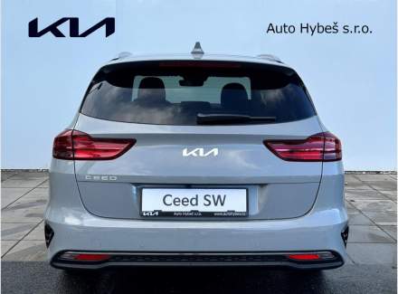 Kia - Cee'd