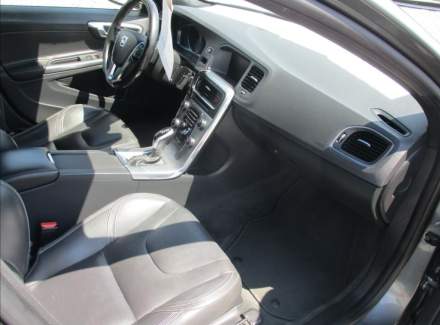Volvo - V60