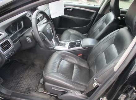 Volvo - V70