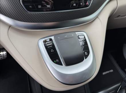 Mercedes-Benz - V-class