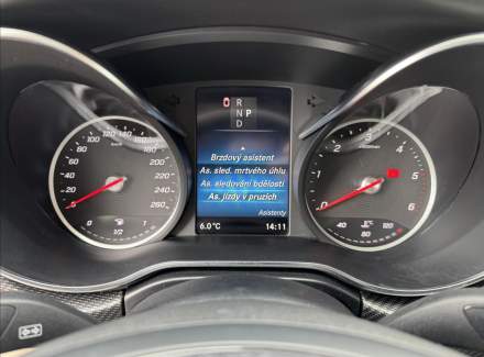 Mercedes-Benz - V-class