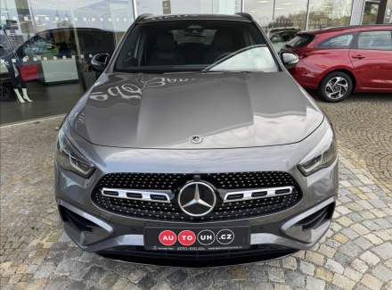 Mercedes-Benz - GLA
