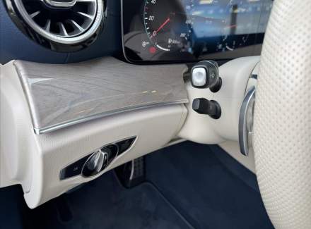 Mercedes-Benz - E-class