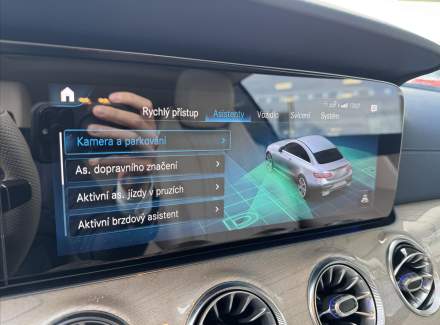 Mercedes-Benz - E-class