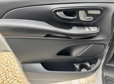 Mercedes-Benz - V-class