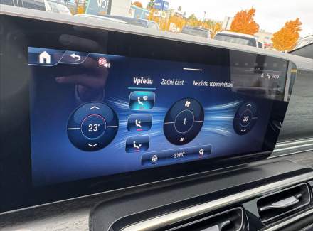 Mercedes-Benz - V-class