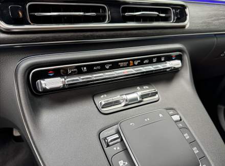 Mercedes-Benz - V-class