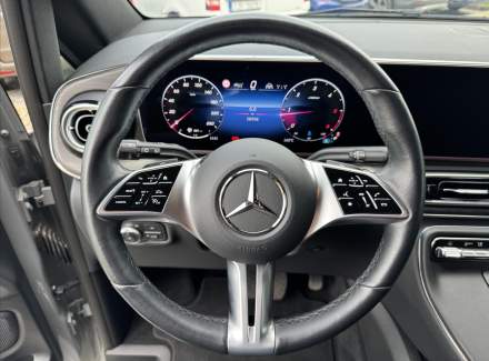 Mercedes-Benz - V-class