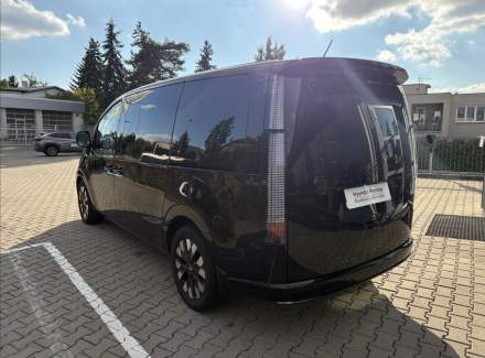 Hyundai - Staria
