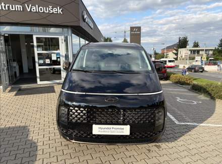 Hyundai - Staria