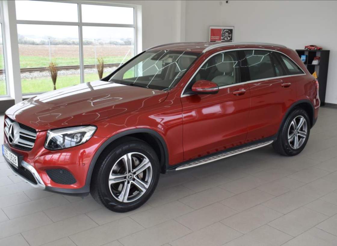 Mercedes-Benz - GLC
