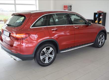 Mercedes-Benz - GLC