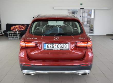 Mercedes-Benz - GLC