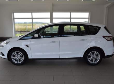 Ford - S-MAX