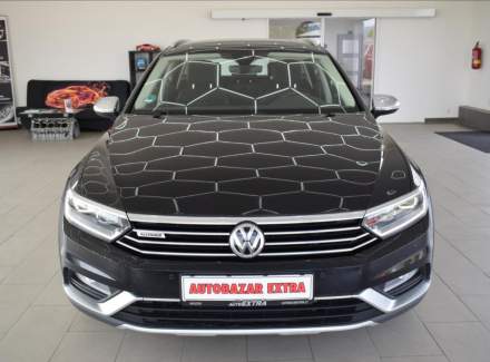 Volkswagen - Passat