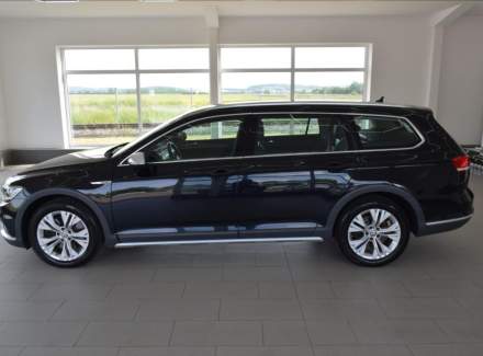 Volkswagen - Passat