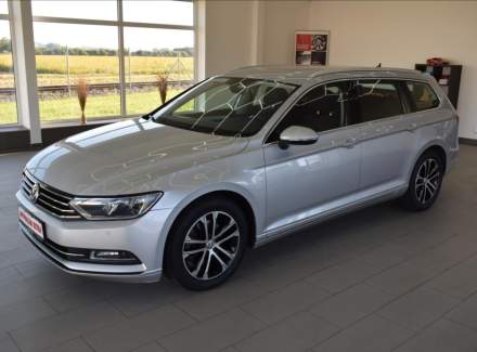 Volkswagen - Passat