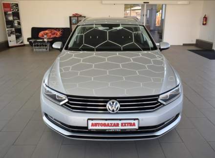 Volkswagen - Passat
