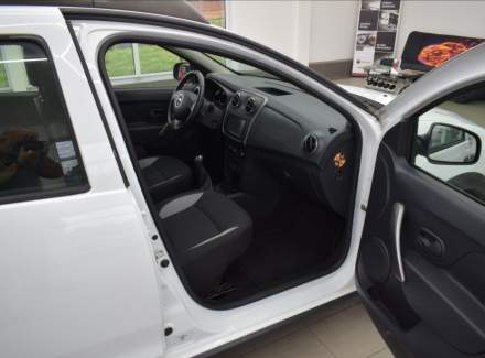 Dacia - Sandero