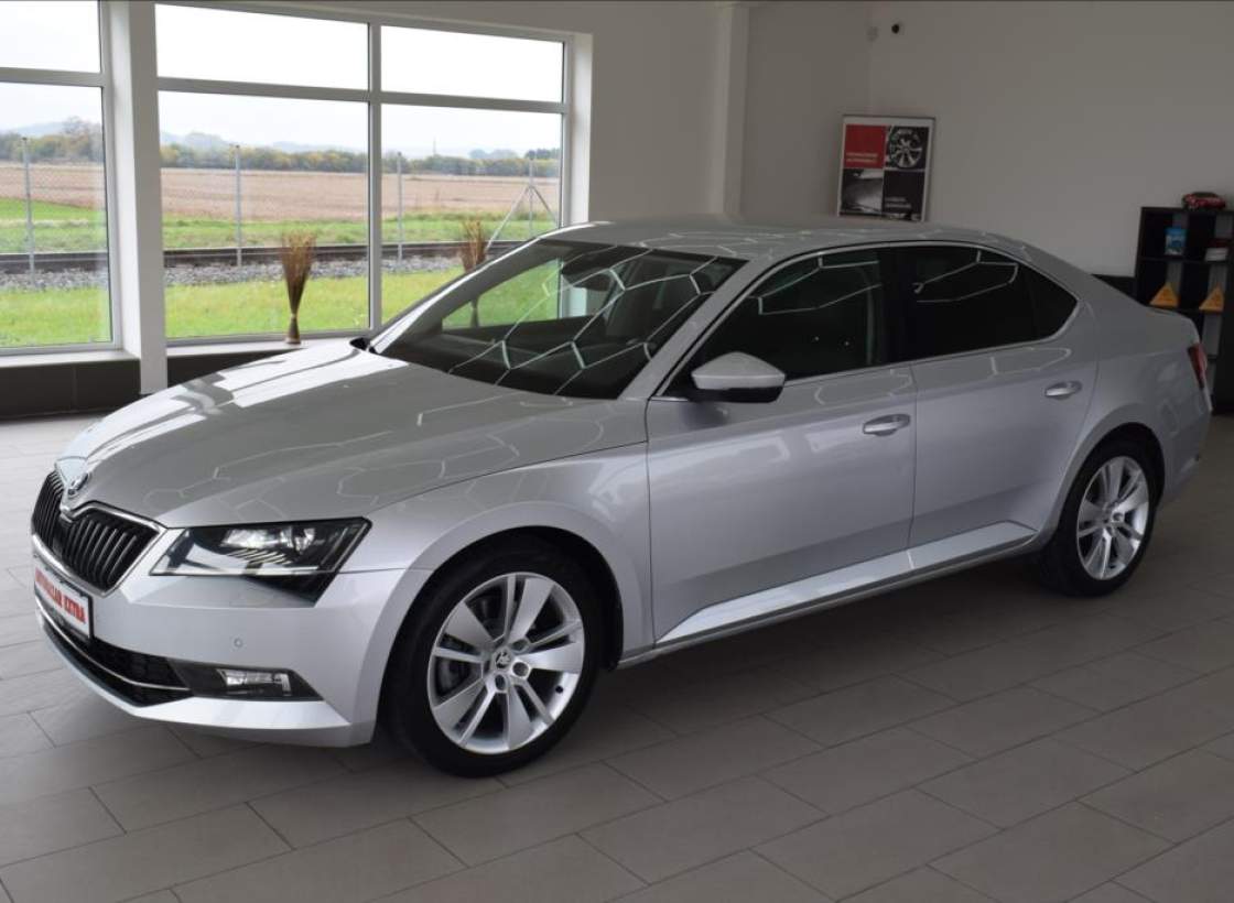 Škoda - Superb