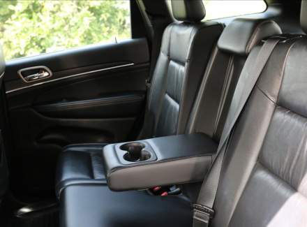 Jeep - Grand Cherokee