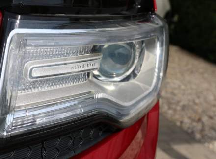 Jeep - Grand Cherokee