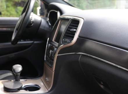 Jeep - Grand Cherokee