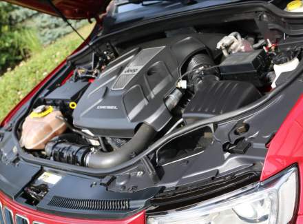 Jeep - Grand Cherokee