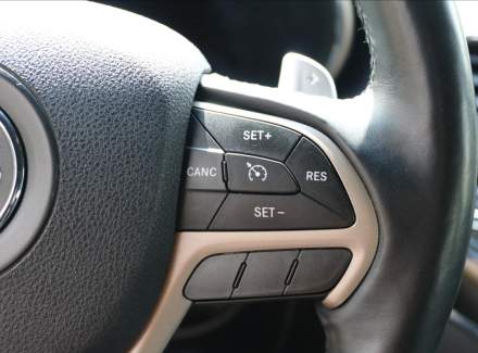 Jeep - Grand Cherokee