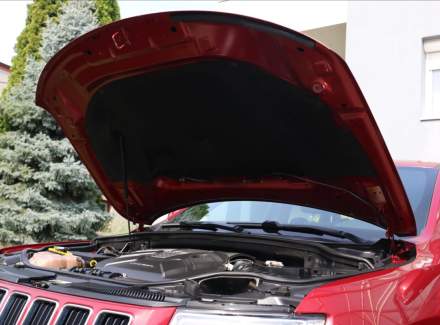 Jeep - Grand Cherokee