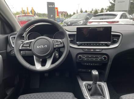 Kia - Cee'd