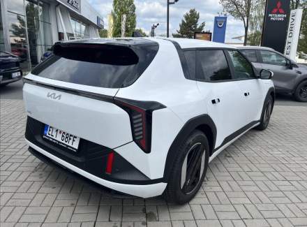 Kia - EV4
