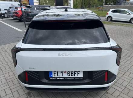 Kia - EV4